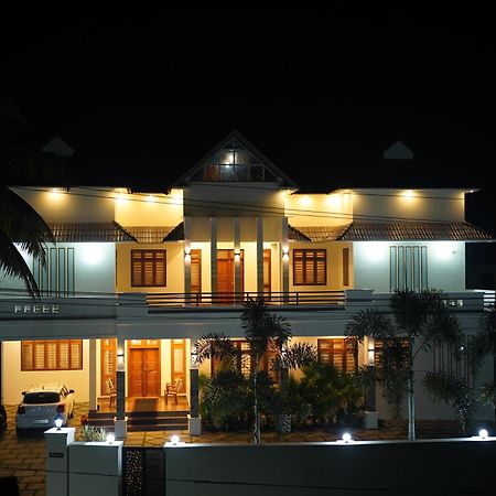 Nandhanam Holidays Kannur Exterior foto